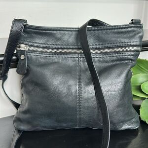 Margot Genuine Leather Black Crossbody Shoulder Purse – Soft & Luxurious